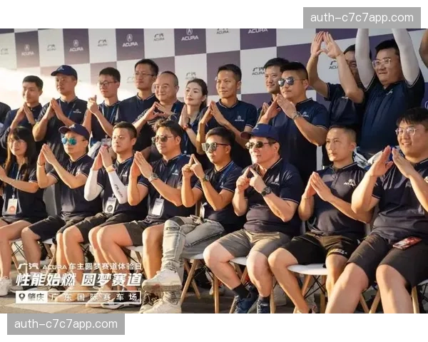 更衣室环境数据自动恒定，顶级选手备战体验得到极致保障